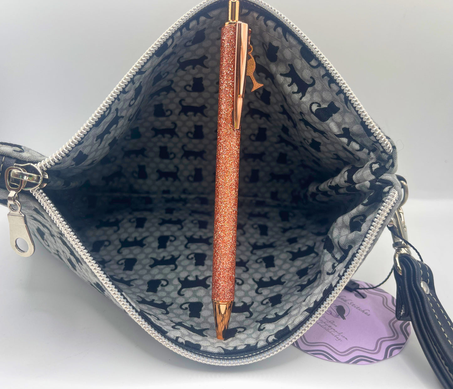 Artemis Wristlet- Feline Frenzy