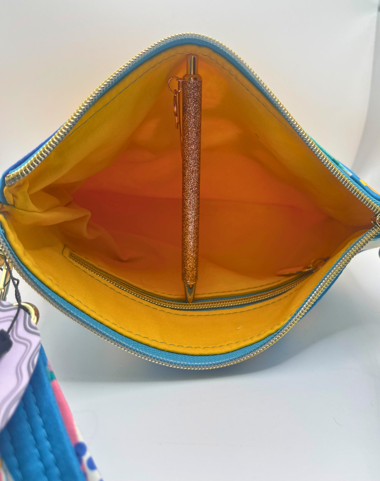 Alyssa Crossbody- Drinks on Me