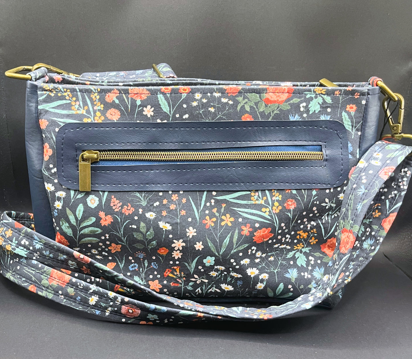 Alanna Crossbody- Springtime Blues