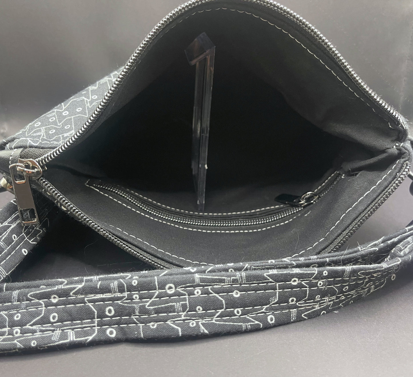 Alyssa Crossbody- Cat Scratch Fever