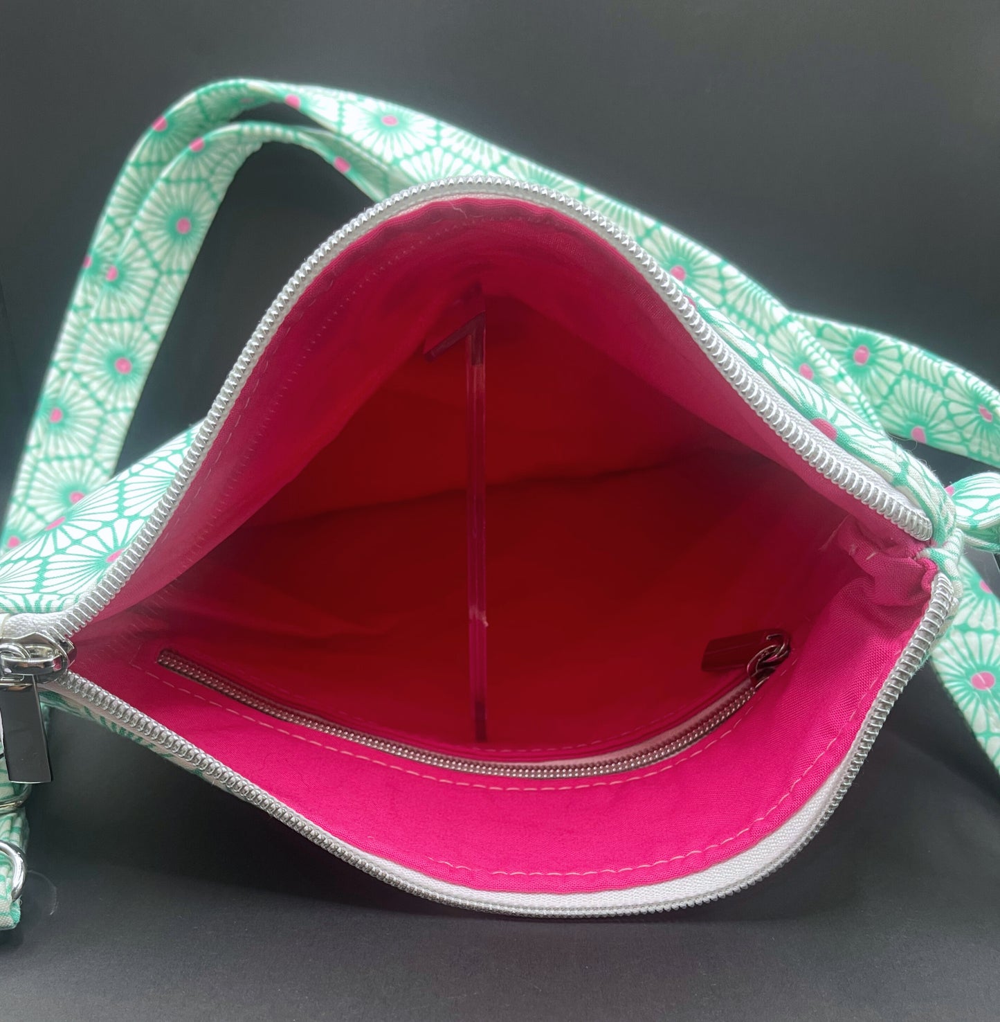 Alyssa Crossbody- The Daisy Chain