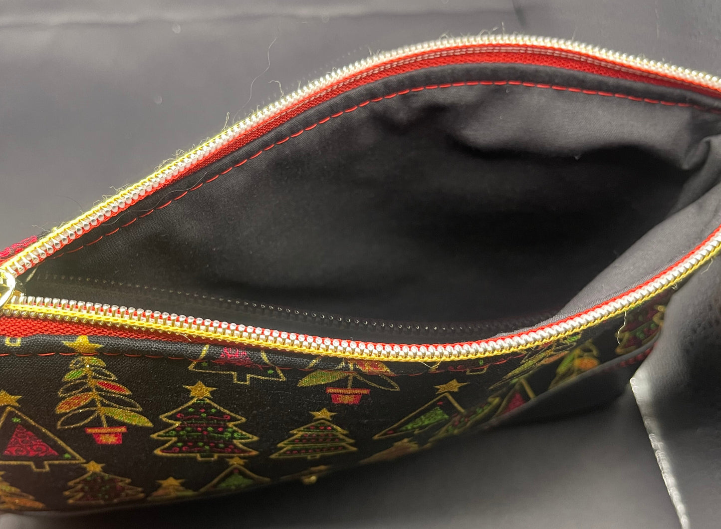 Artemis Wristlet- I'm Dreaming of a Dark Christmas