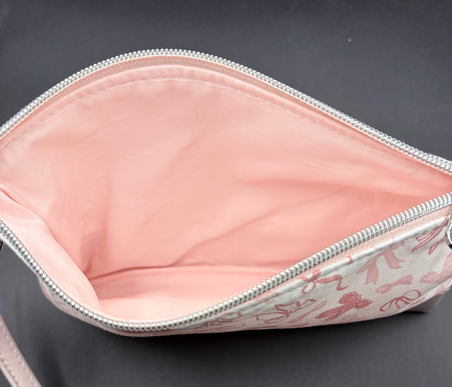 Artemis Wristlet- The Bows are Back in Town