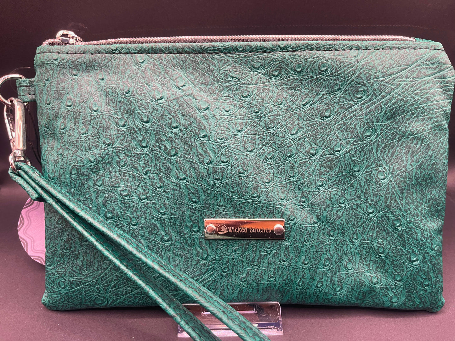Artemis Wristlet- Crocodile Rock