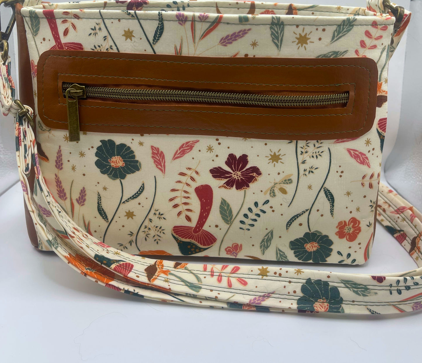 Alanna Crossbody- Now Where Did I Put My Fairy Garden?