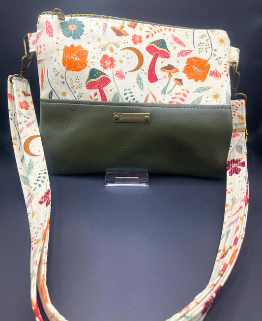 Alyssa Crossbody- Cottage Core
