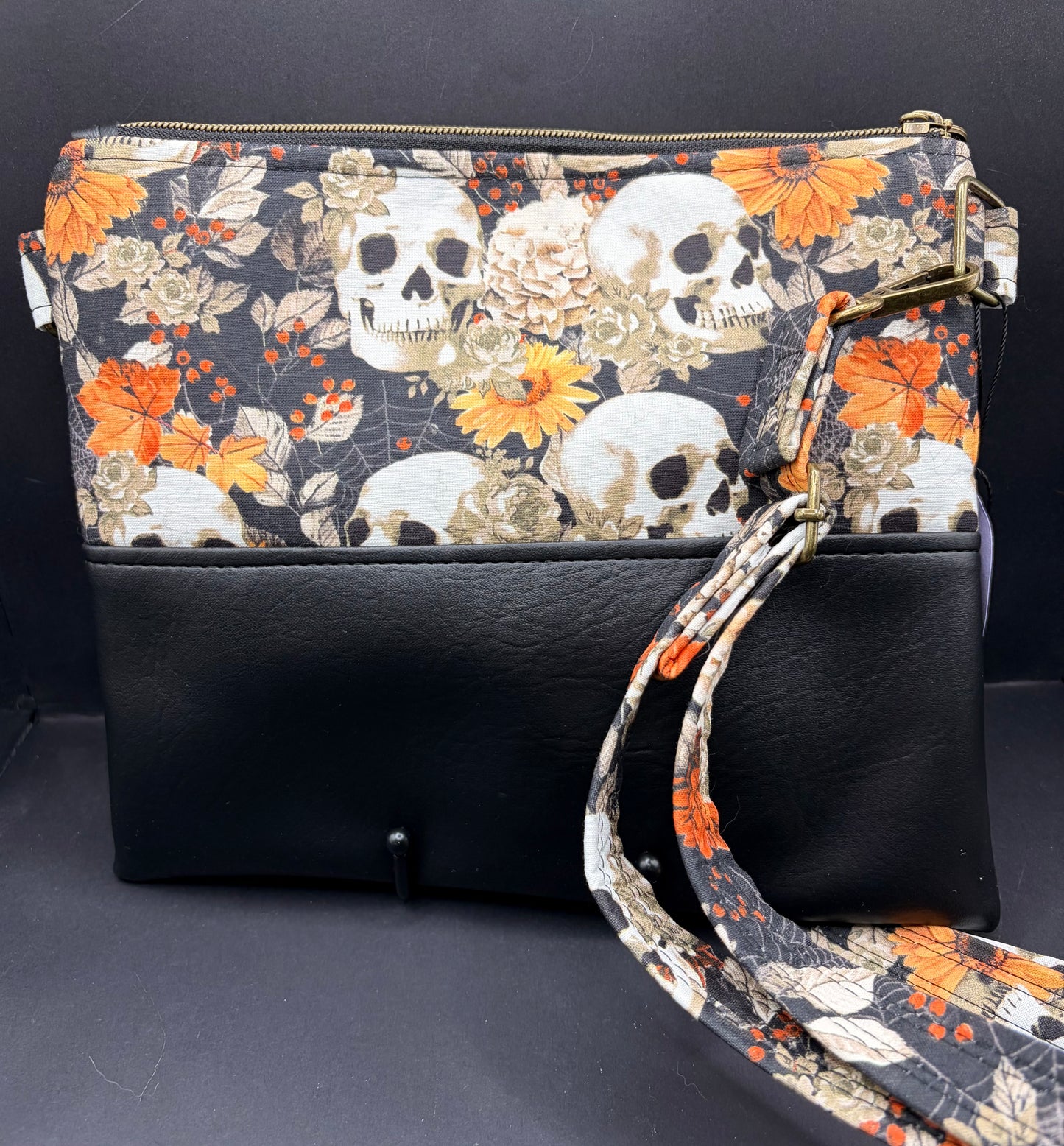 Alyssa Crossbody- It's the Most Wonderful Time of the Year