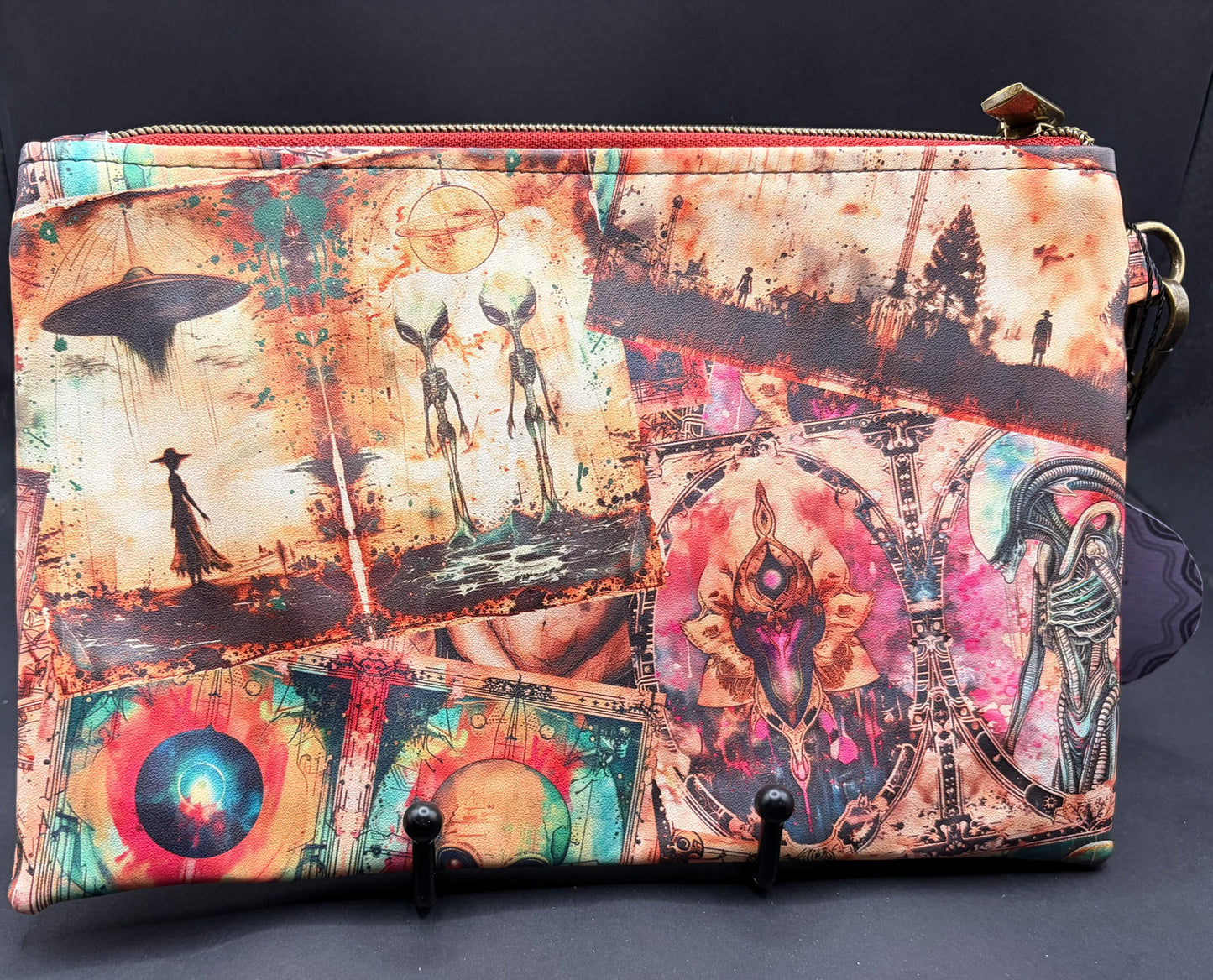 Artemis Wristlet- OMG Aliens!