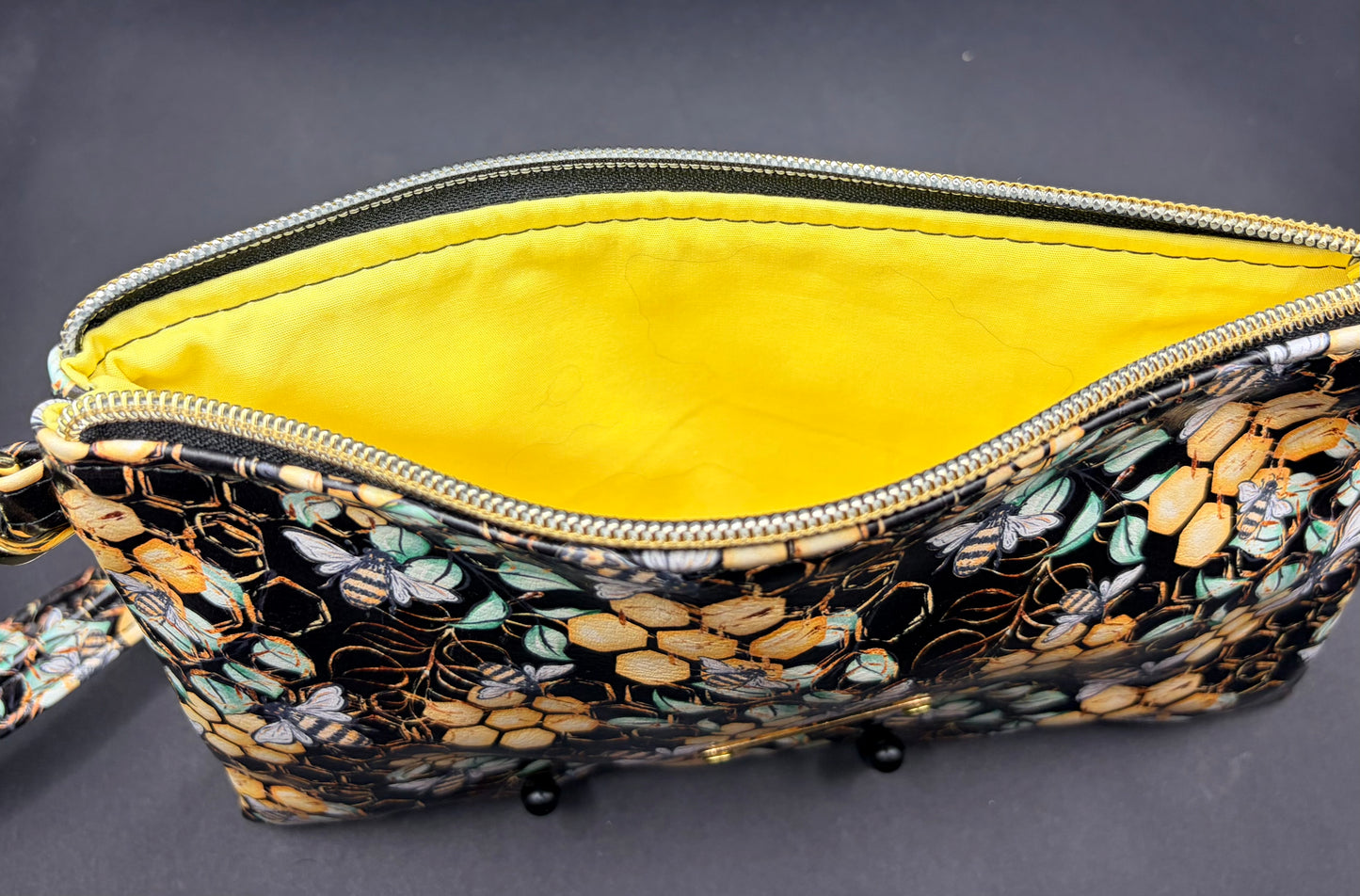 Artemis Wristlet- Bee Kind