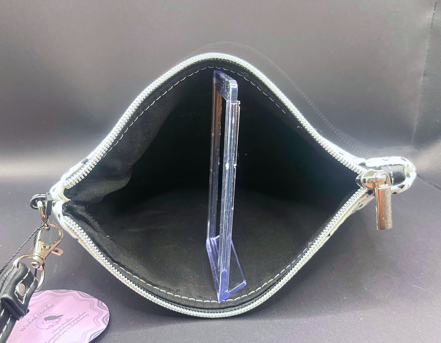 Artemis Wristlet- Spot Me in a Crowd