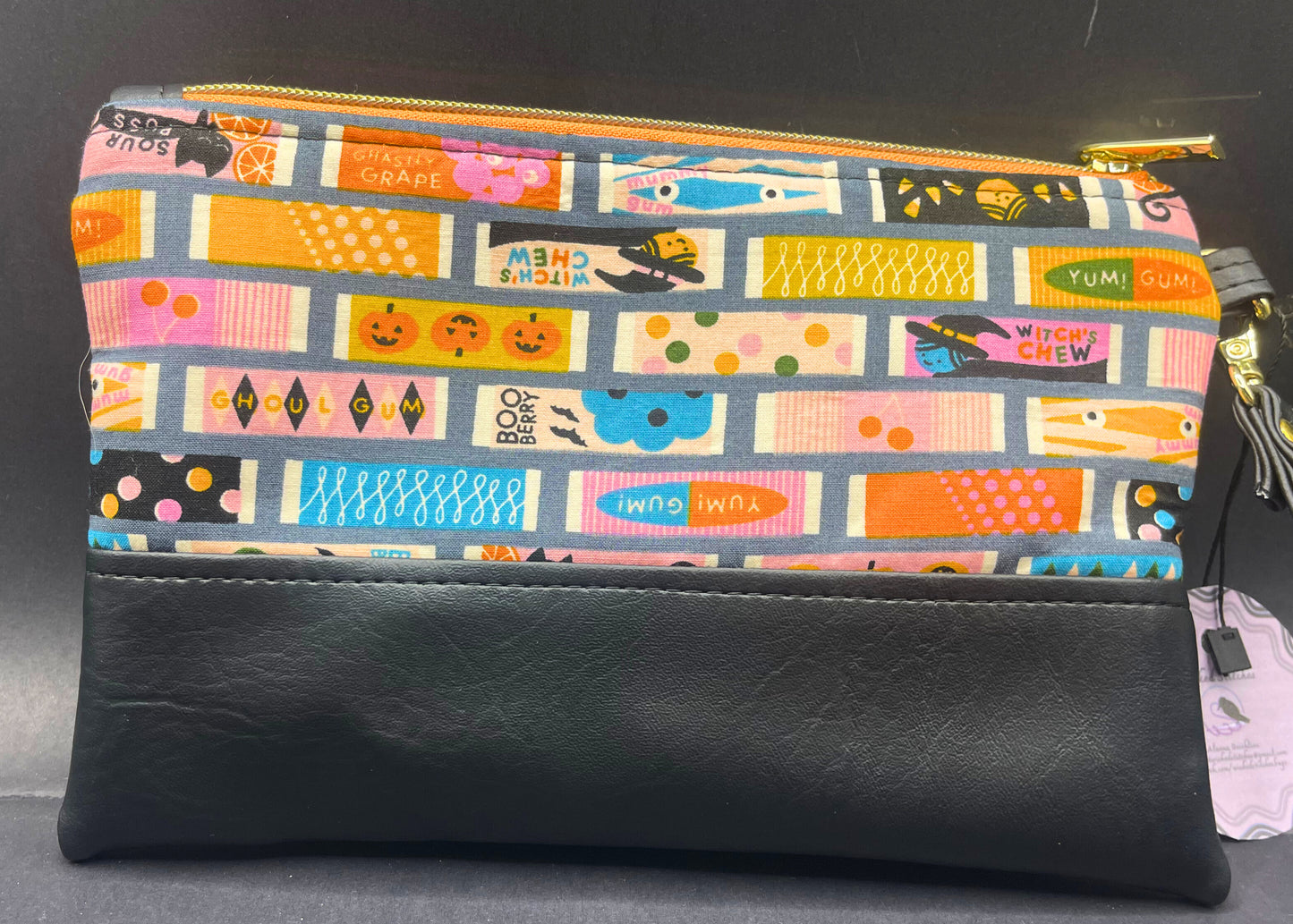 Artemis Wristlet- I Chews You!