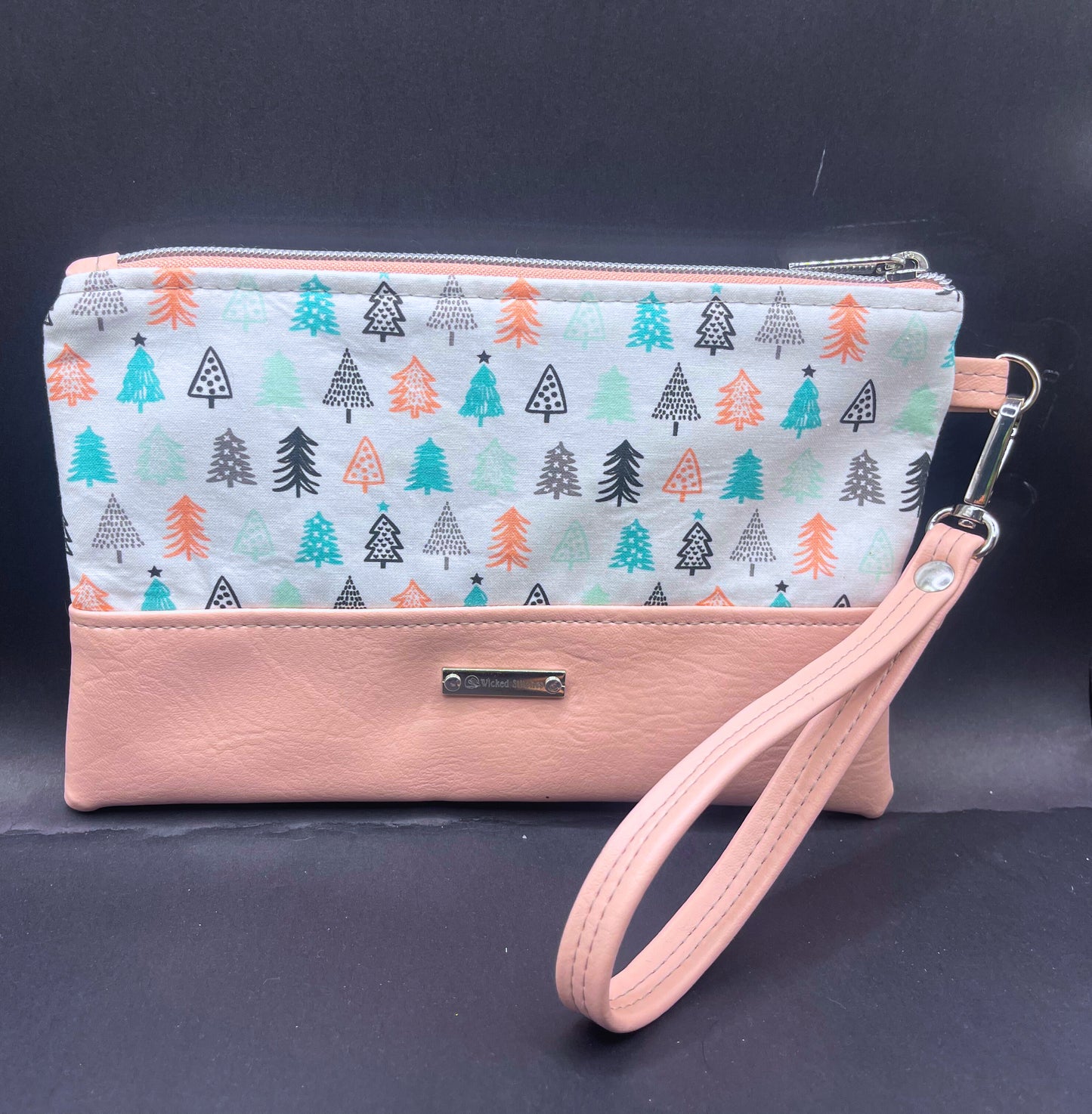 Artemis Wristlet- What an Unusual Forest