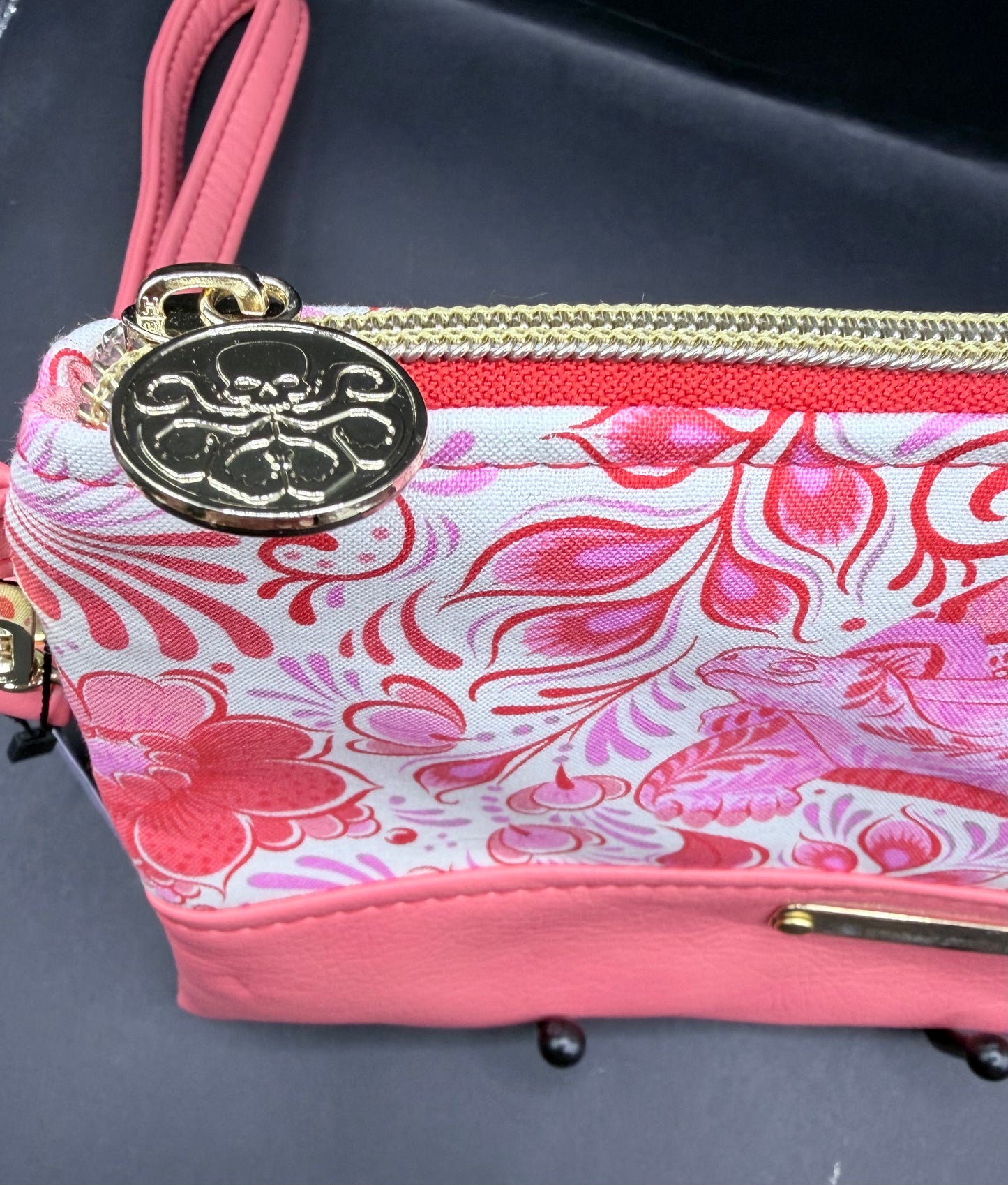 Artemis Wristlet- Turtle Power