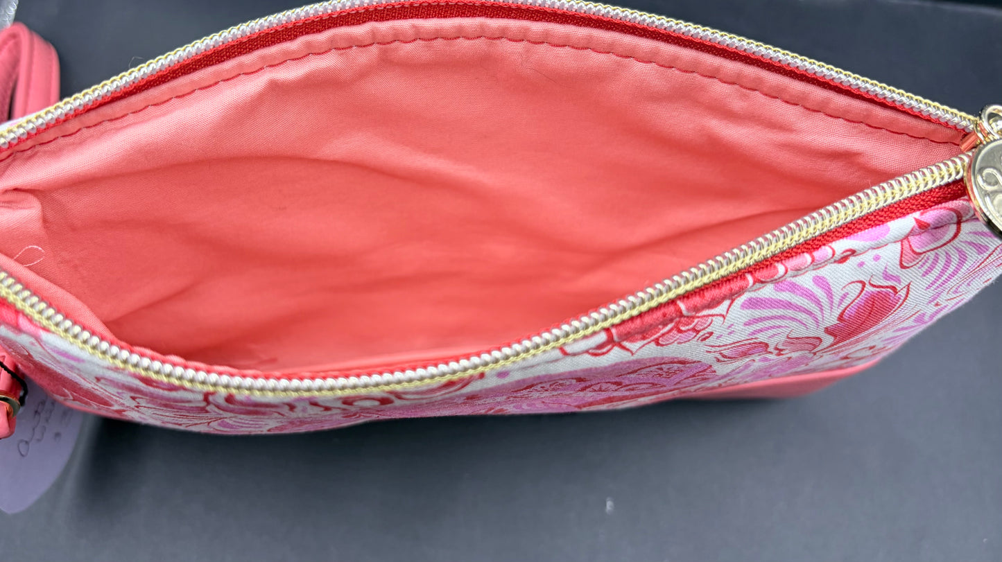 Artemis Wristlet- Turtle Power