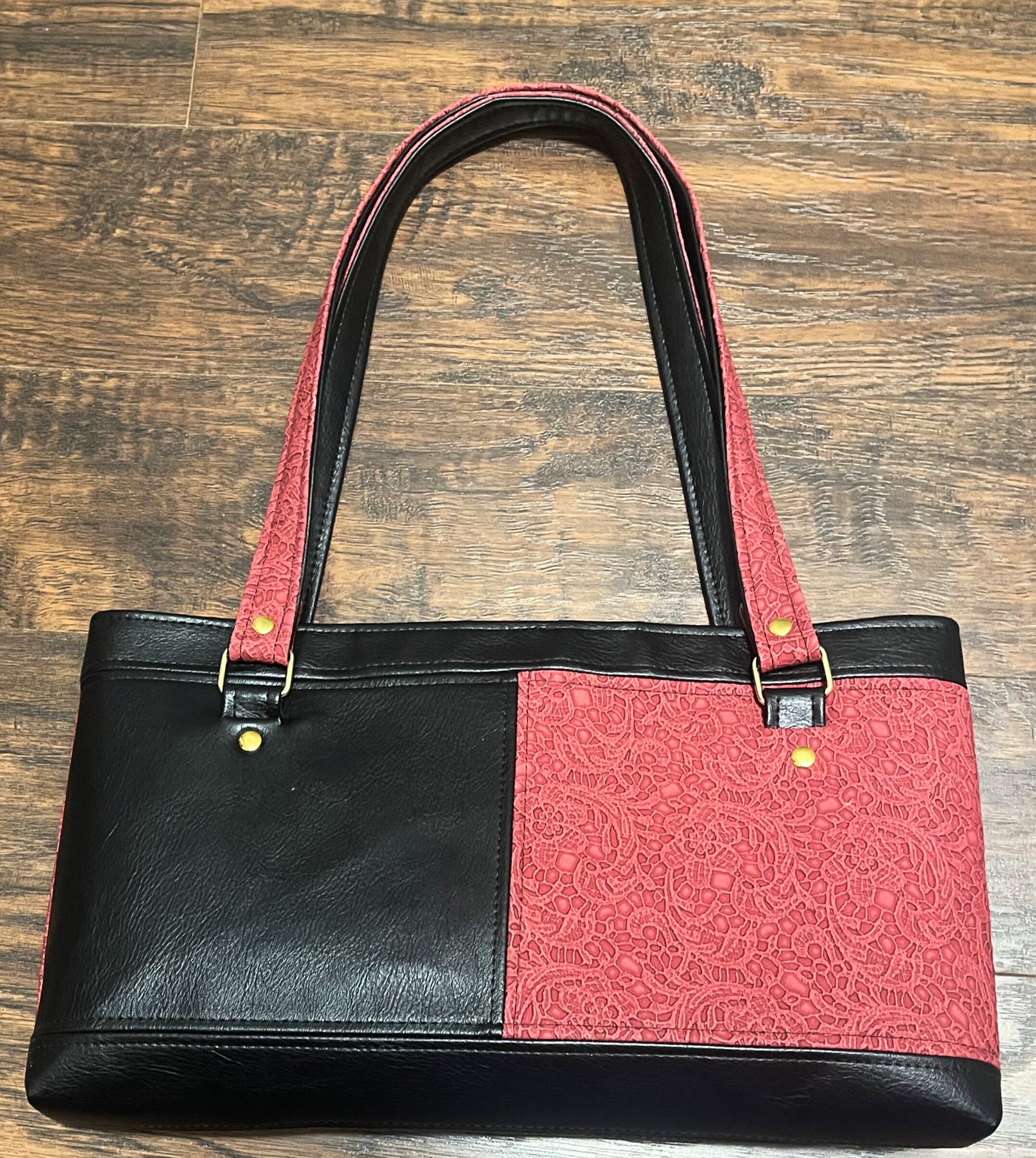 Athena Shoulder Bag- Hot Date